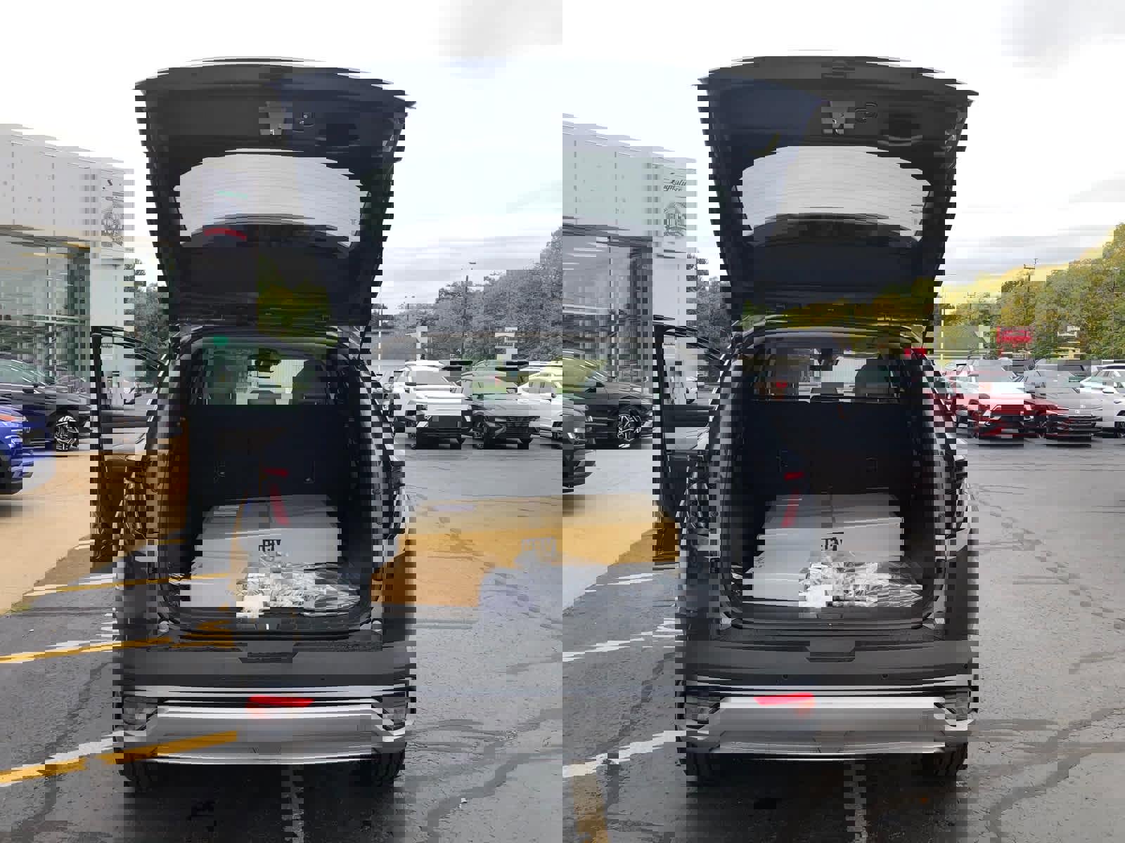 New 2026 Hyundai Tucson Limited image 35