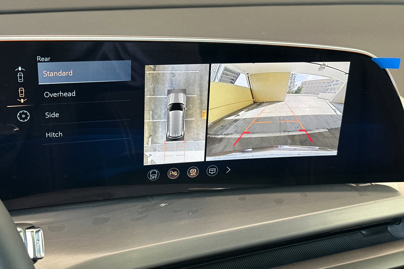 New 2026 Cadillac Vistiq Sport w/ LPO, Floor Liner Package AWD/4WD image 19