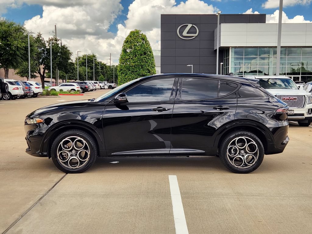 Used 2025 Alfa Romeo Tonale AWD/4WD image 4