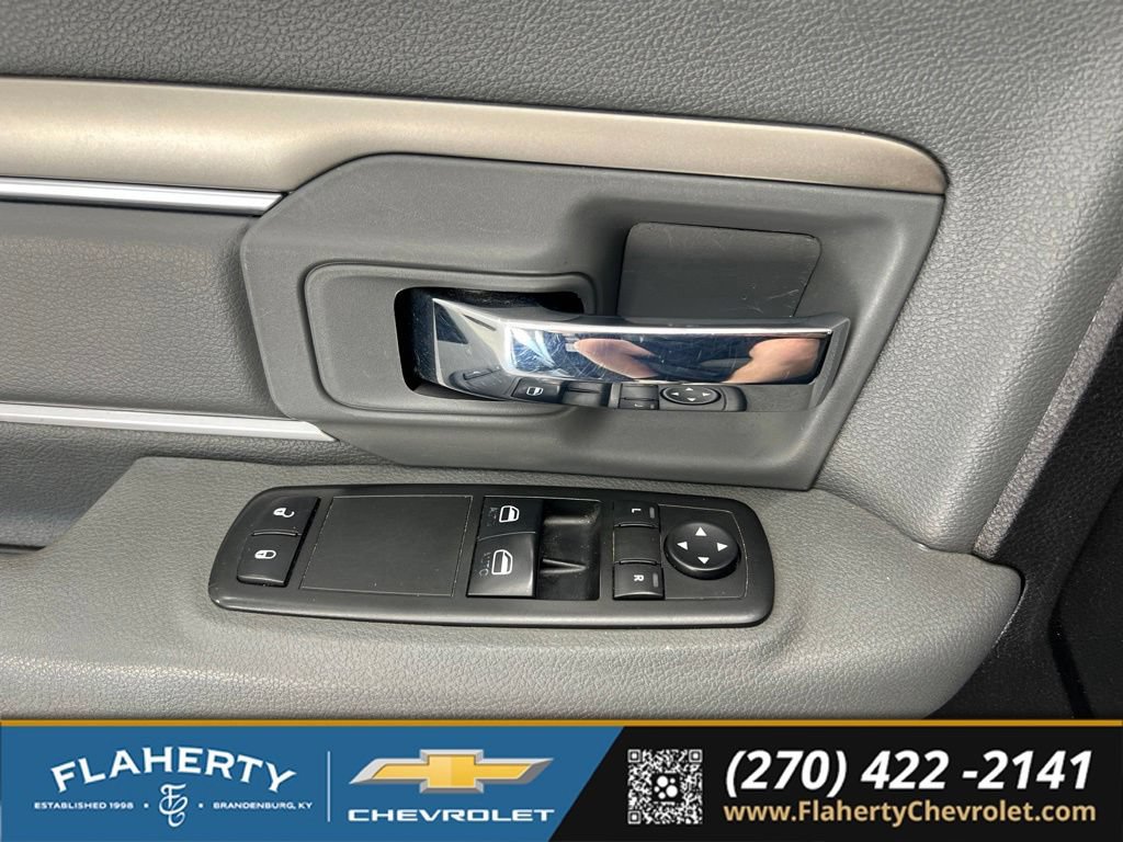 Used 2014 RAM 1500 Express AWD/4WD image 19