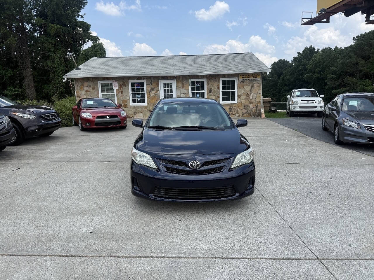 Used 2013 Toyota Corolla L FWD image 2