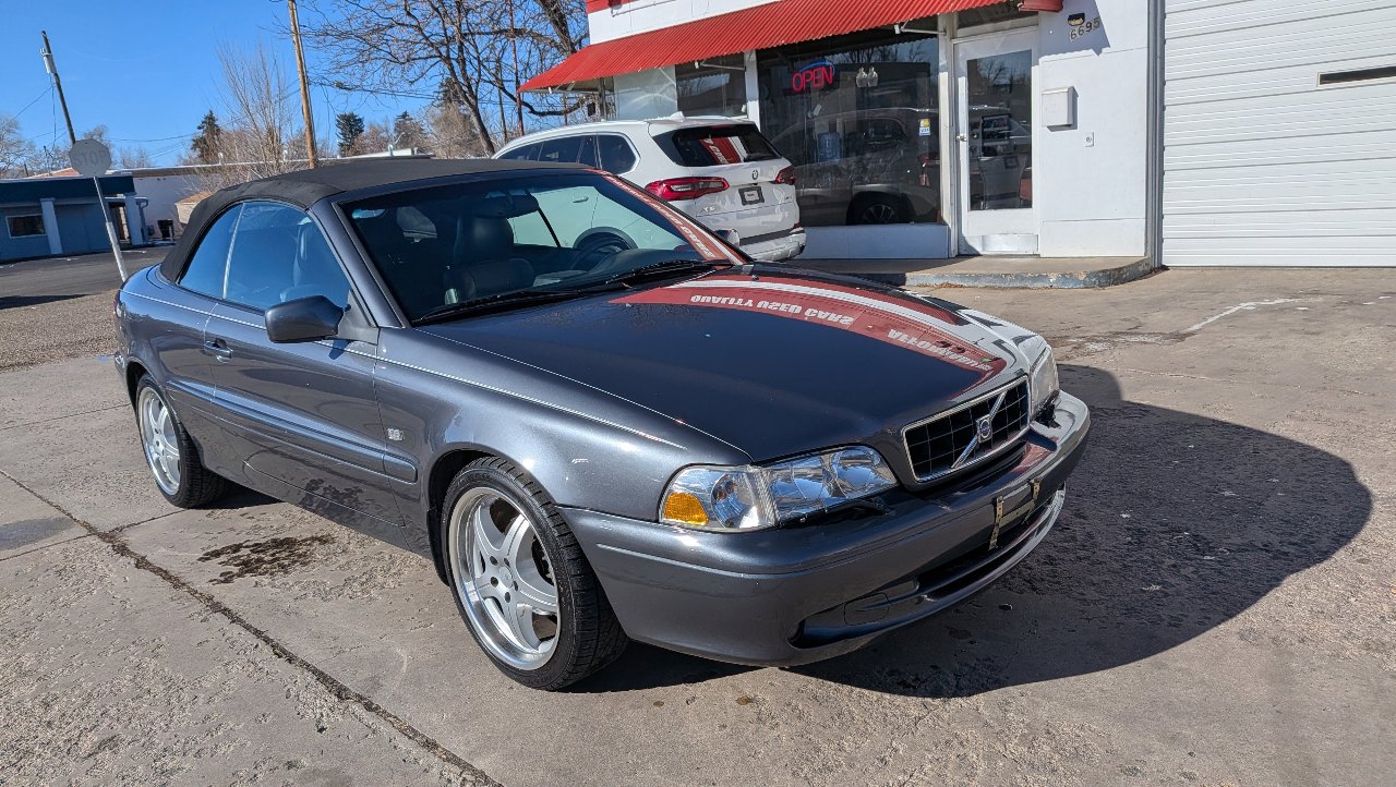 Used 2004 Volvo C70 HT image 3