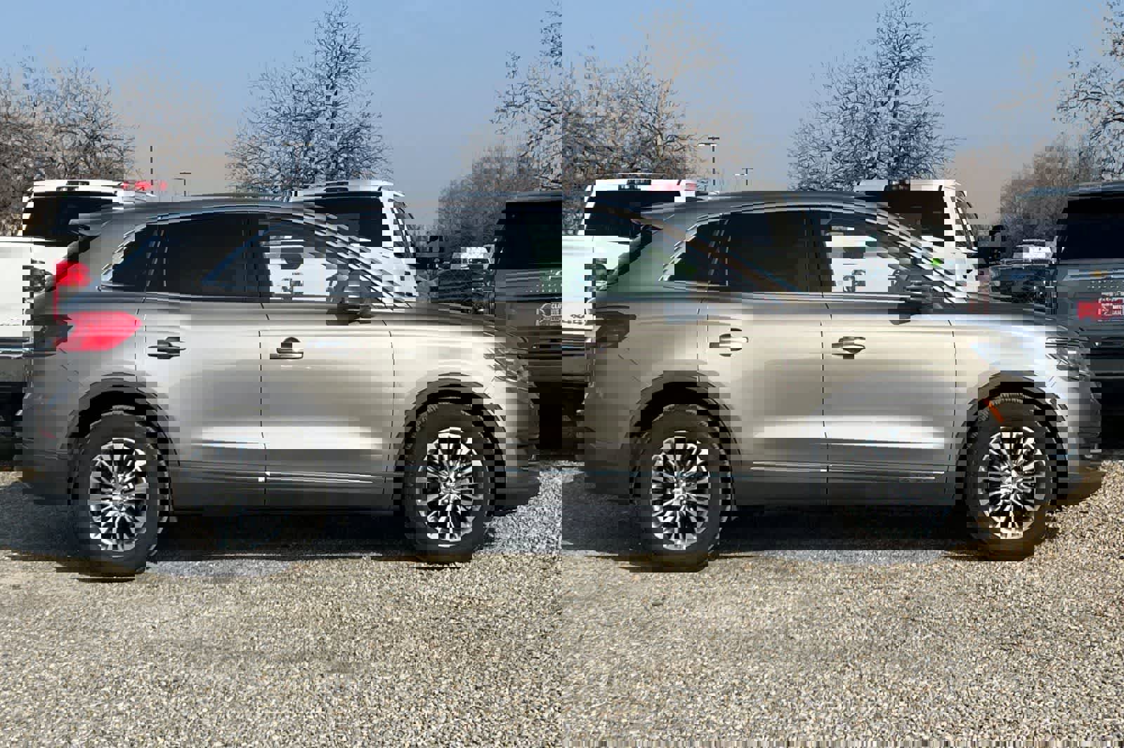 Used 2016 Lincoln MKX Select w/ Select Plus Package image 9