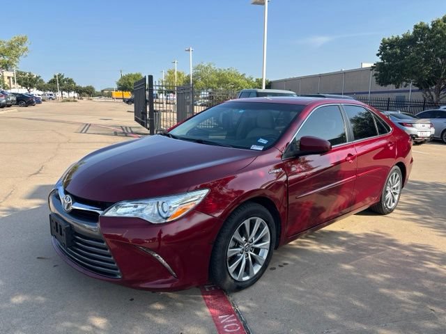 Used 2016 Toyota Camry XLE w/ Moonroof Package