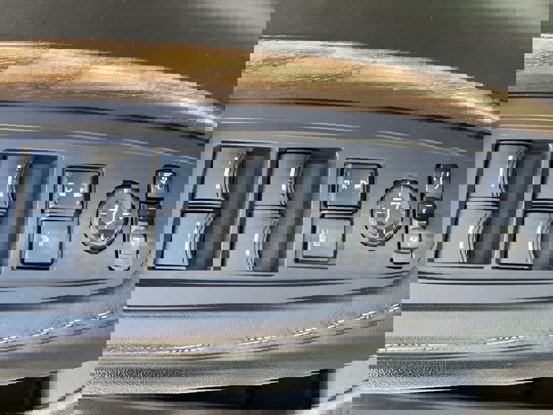 Used 2017 Acura MDX SH-AWD w/ Advance Package image 16