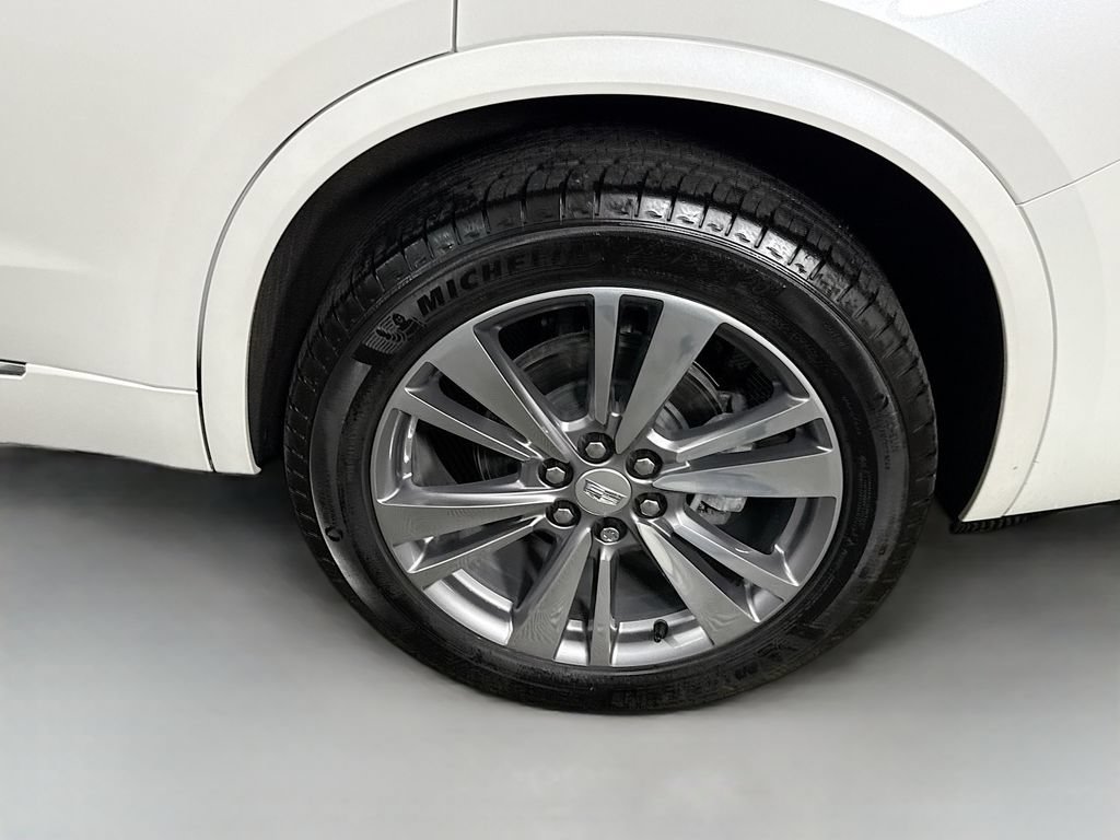 Used 2025 Cadillac XT6 Premium Luxury w/ LPO, Floor Liner Package AWD/4WD image 39