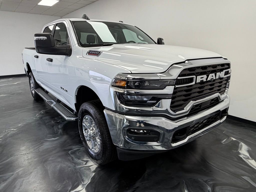 Used 2025 RAM 2500 Big Horn AWD/4WD image 17