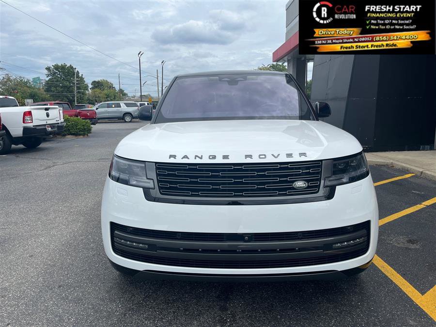 Used 2022 Land Rover Range Rover Long Wheelbase SE AWD/4WD image 2
