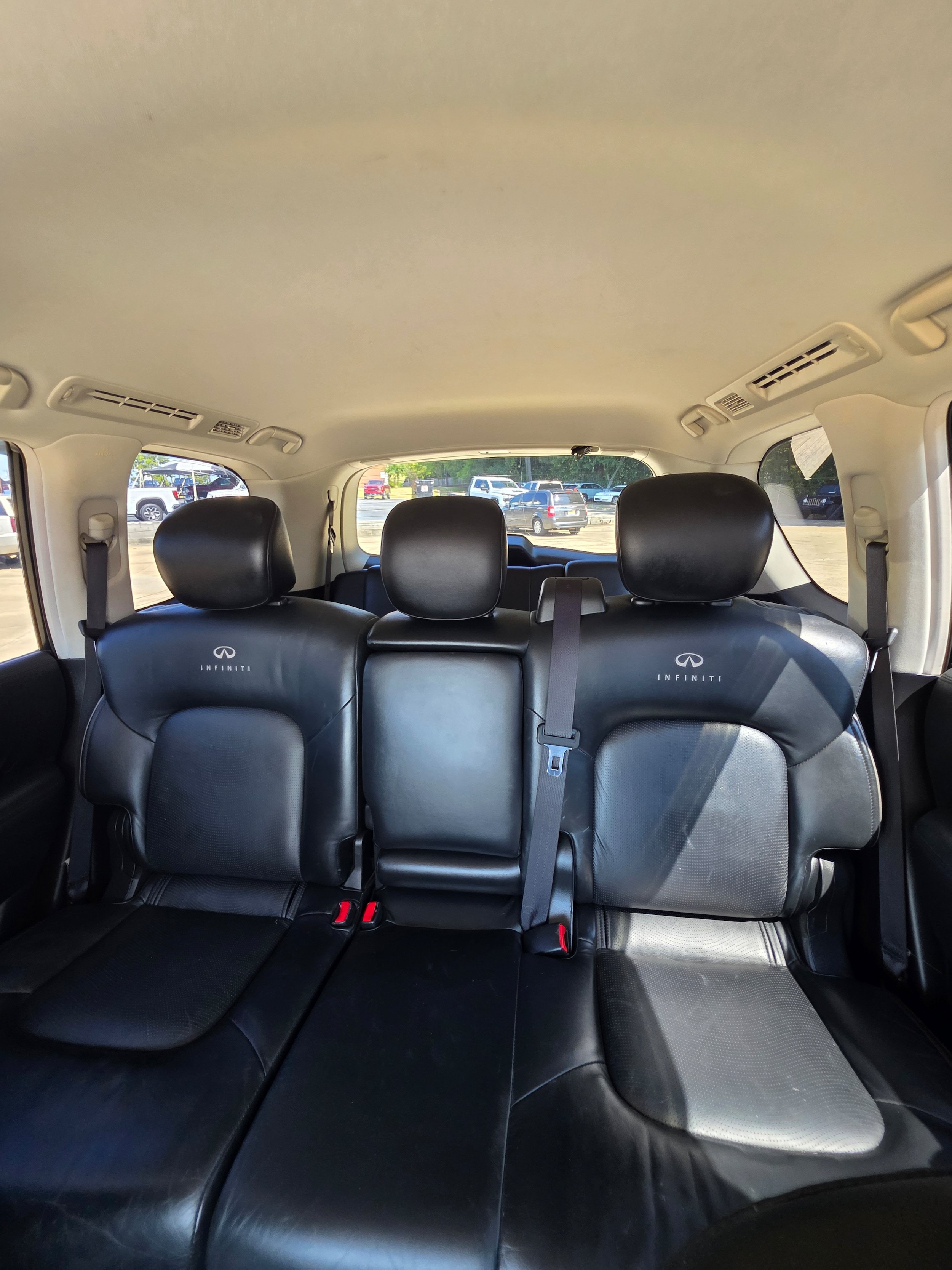 Used 2012 INFINITI QX56 2WD w/ Theater Pkg image 18