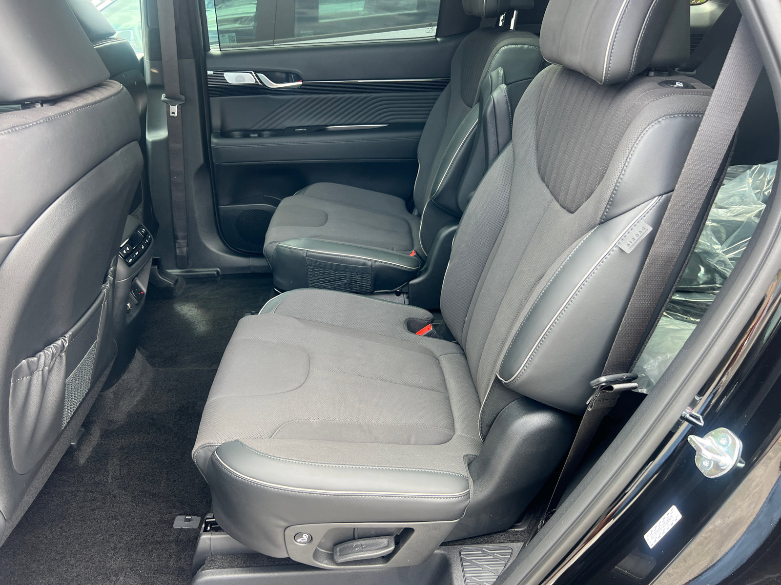 New 2025 Hyundai Palisade Calligraphy image 11