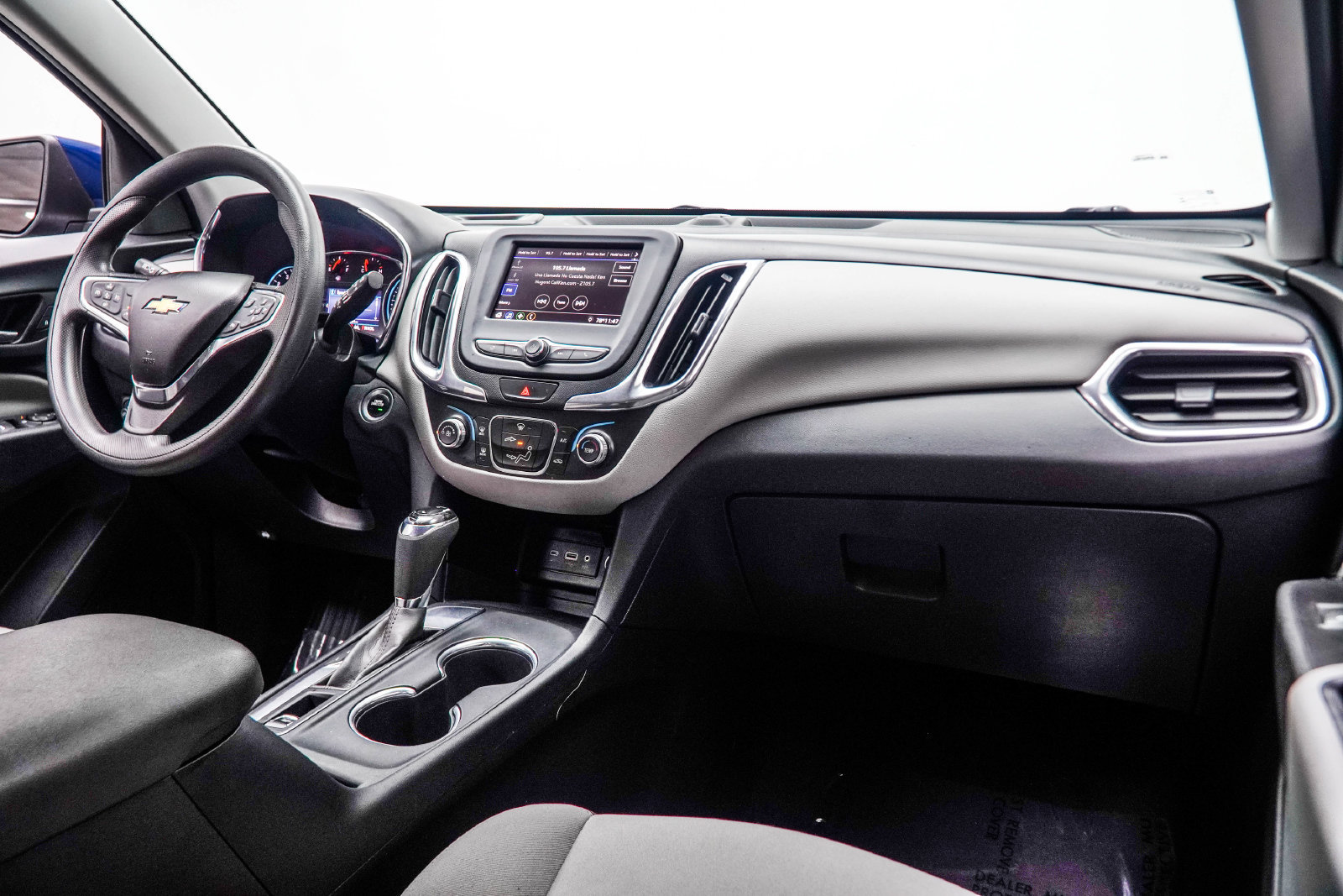 Used 2020 Chevrolet Equinox LT FWD image 19