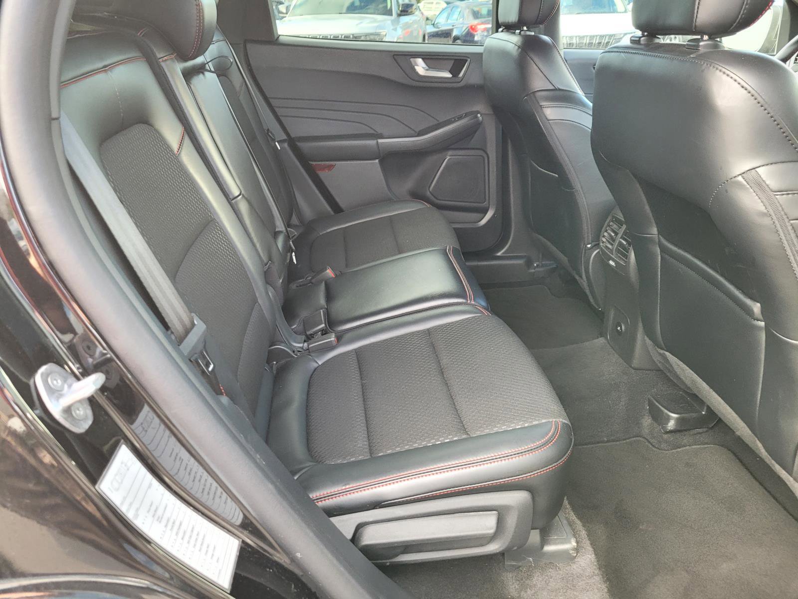 Used 2025 Ford Escape ST-Line AWD/4WD image 18