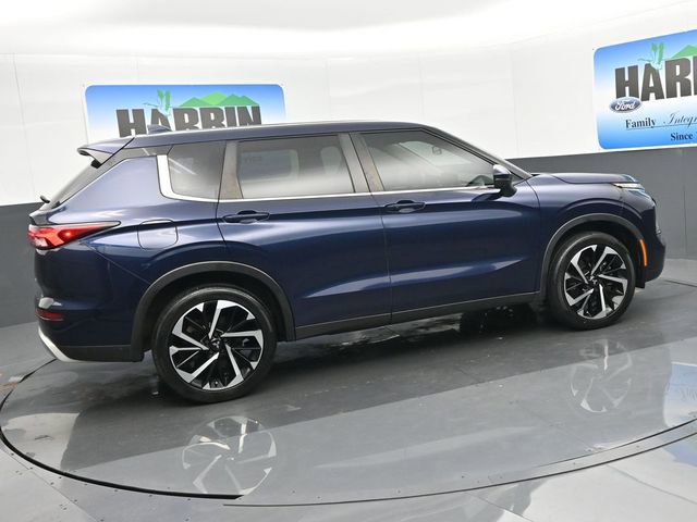 Used 2022 Mitsubishi Outlander SE image 6