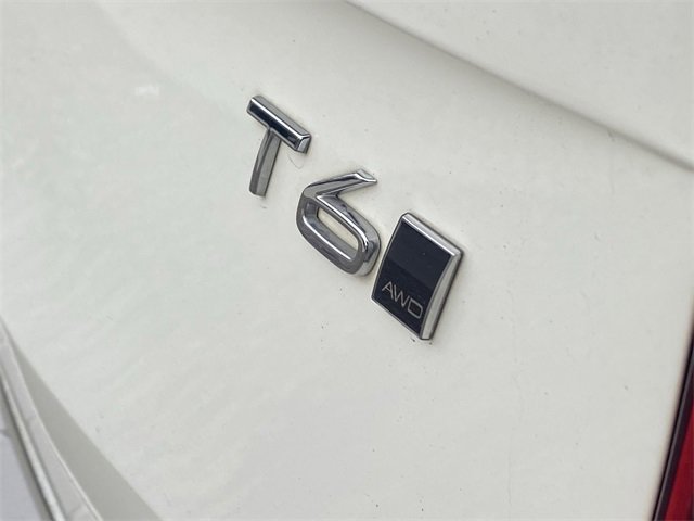 Used 2022 Volvo XC90 T6 Momentum w/ Advanced Package image 8