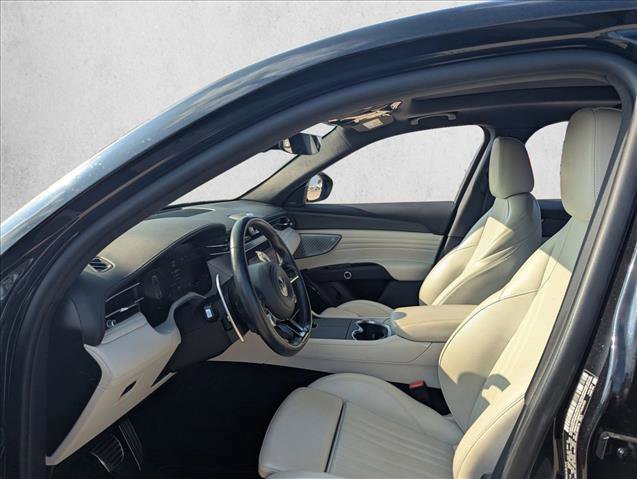 Used 2023 Maserati Grecale Modena image 9