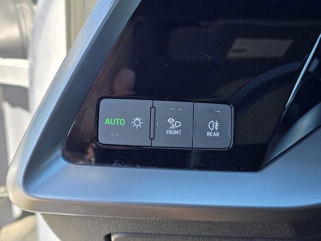 Used 2024 Audi A3 2.0T Premium image 31