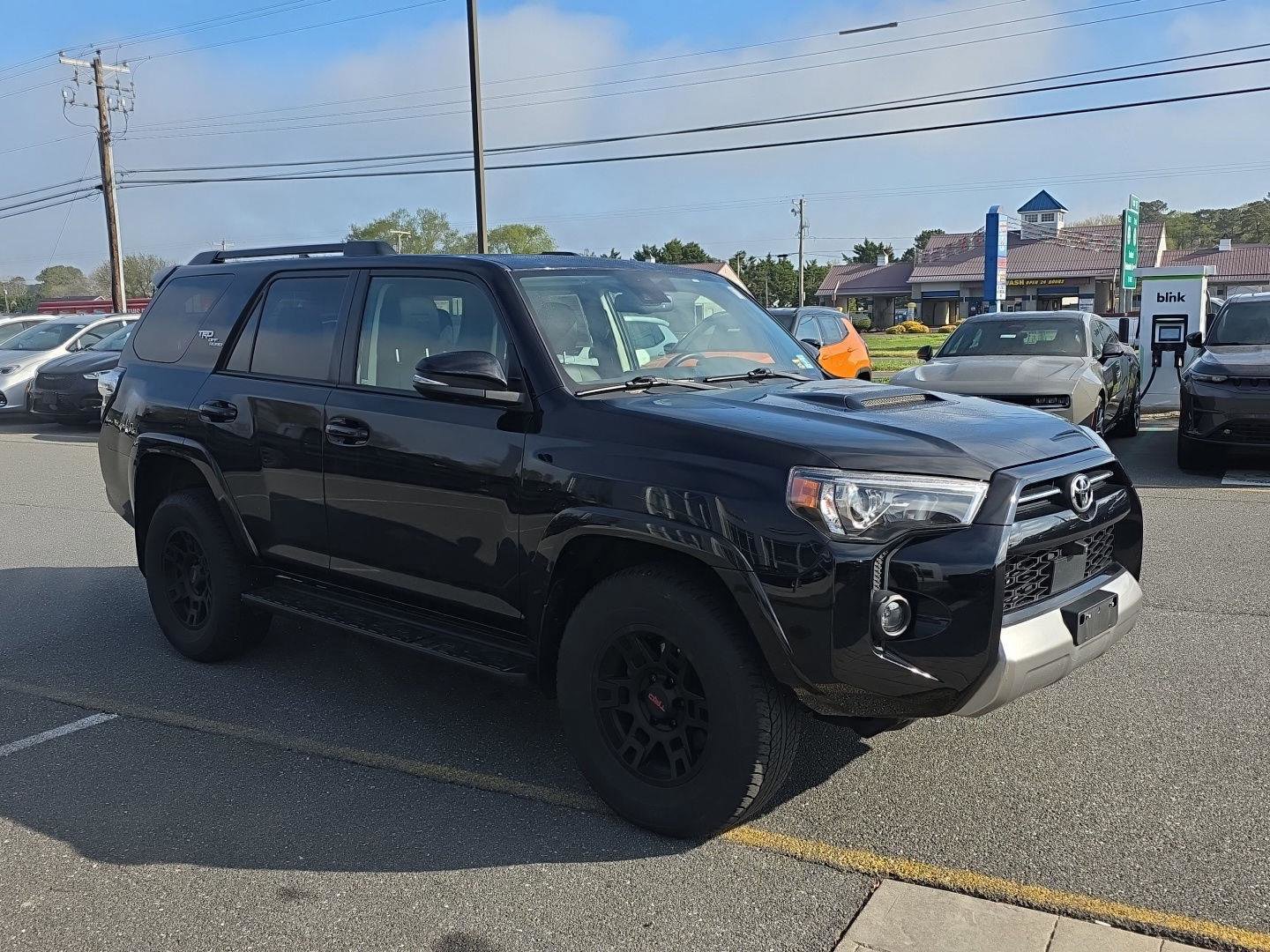 Used 2023 Toyota 4Runner TRD Off-Road Premium w/ Off Road Premium Plus Package image 15