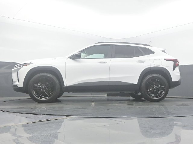 Used 2025 Chevrolet Trax ACTIV FWD image 45