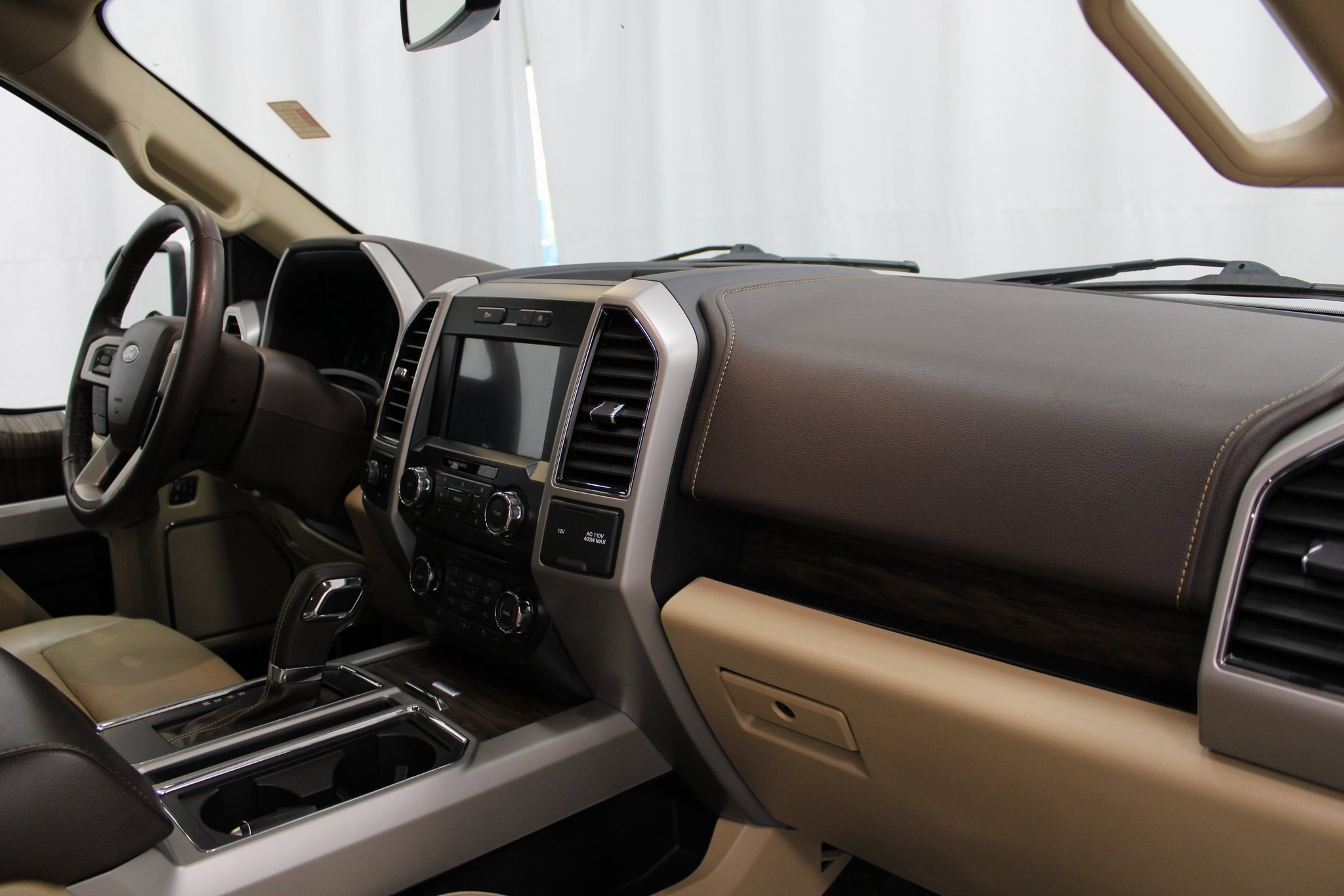 Used 2018 Ford F150 Lariat w/ Equipment Group 501A Mid image 25