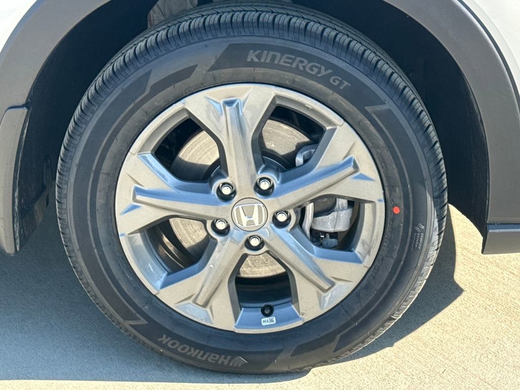 Certified 2026 Honda HR-V LX image 9