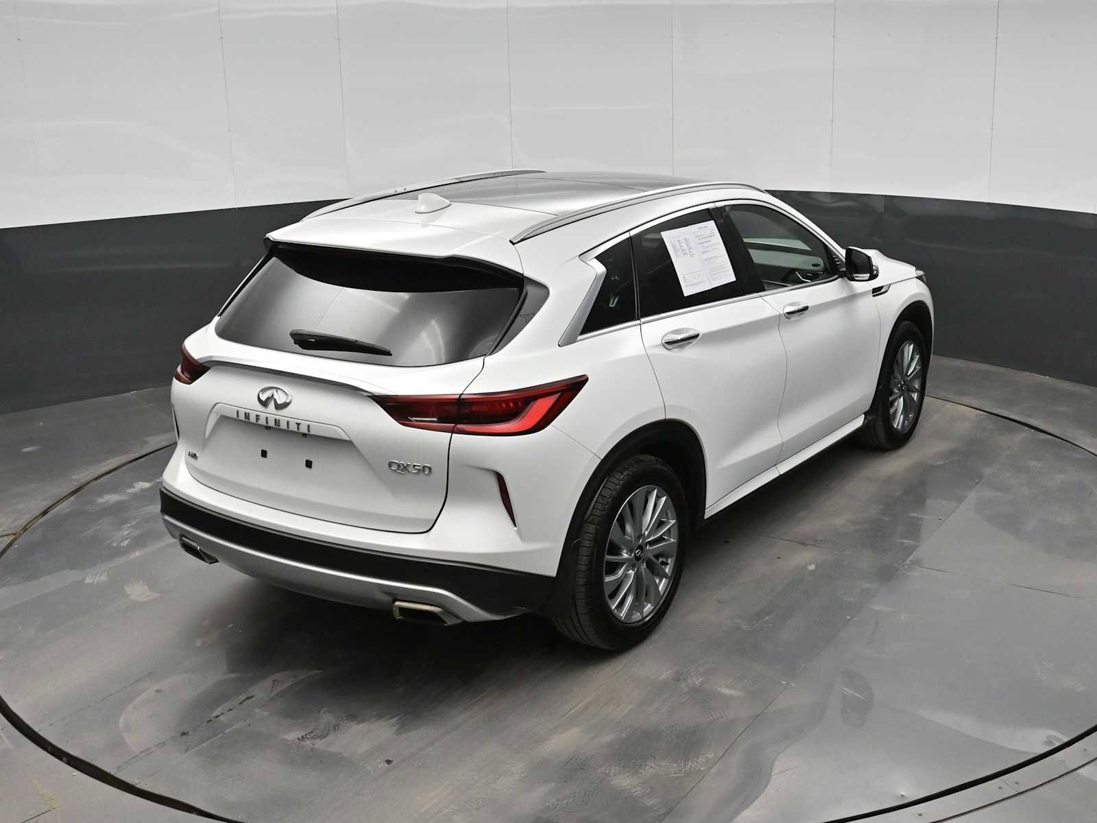Used 2023 INFINITI QX50 Luxe image 25