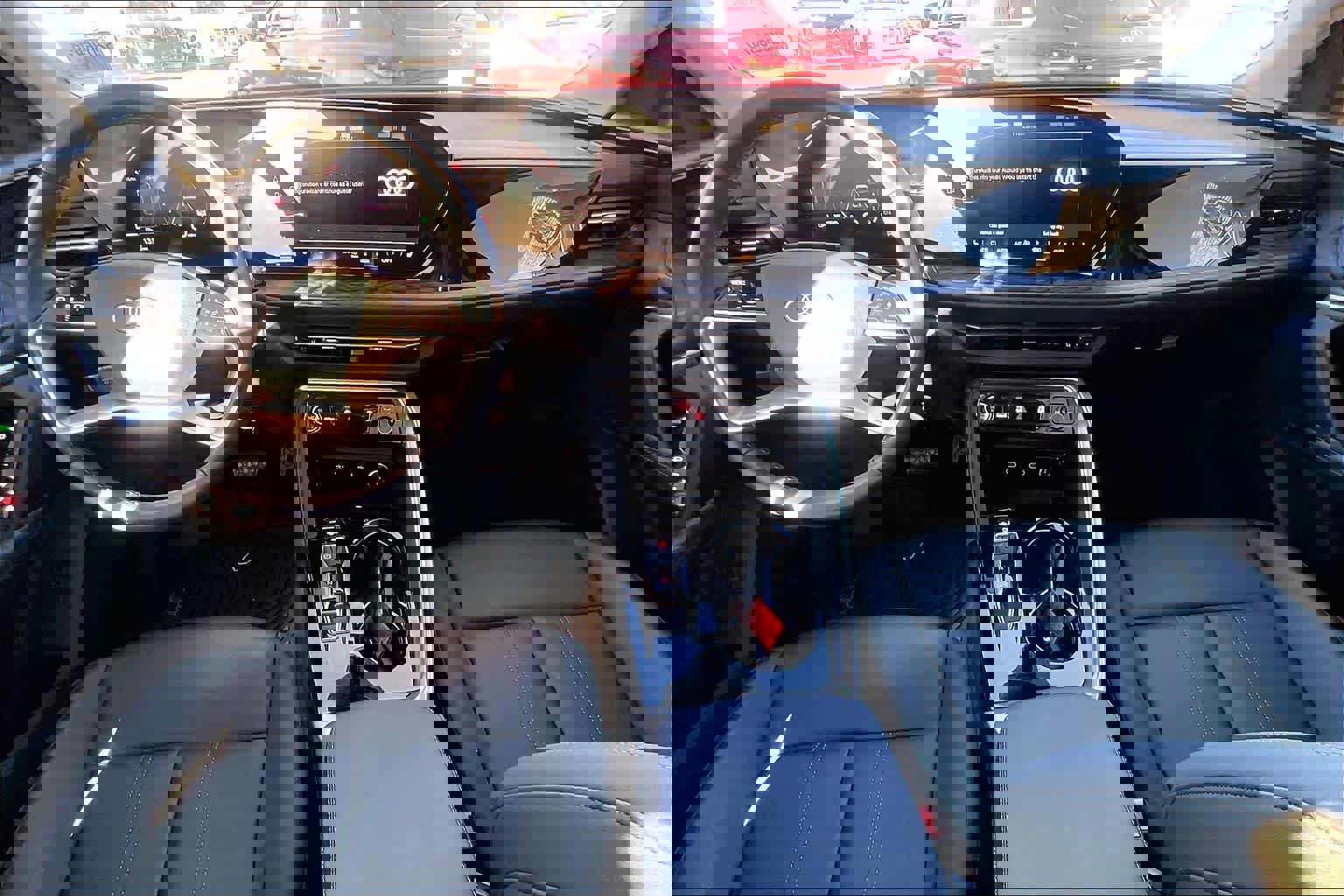 Used 2025 Audi Q5 Premium w/ Convenience Package image 14