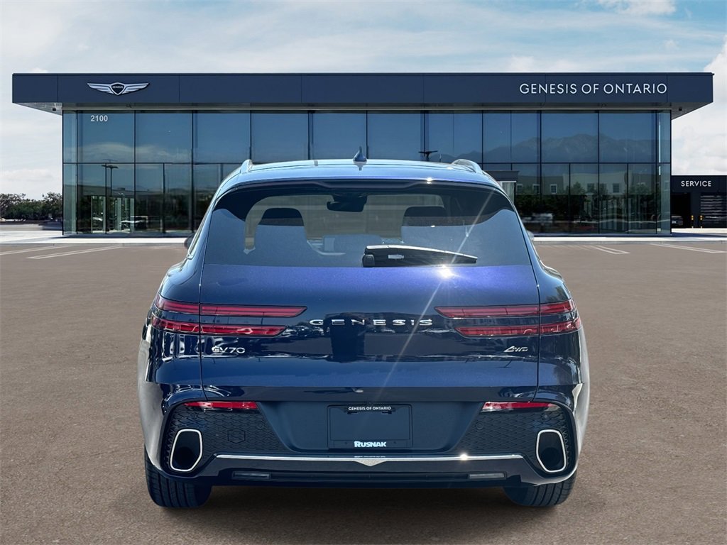 Used 2025 Genesis GV70 2.5T Select w/ Select Package image 5