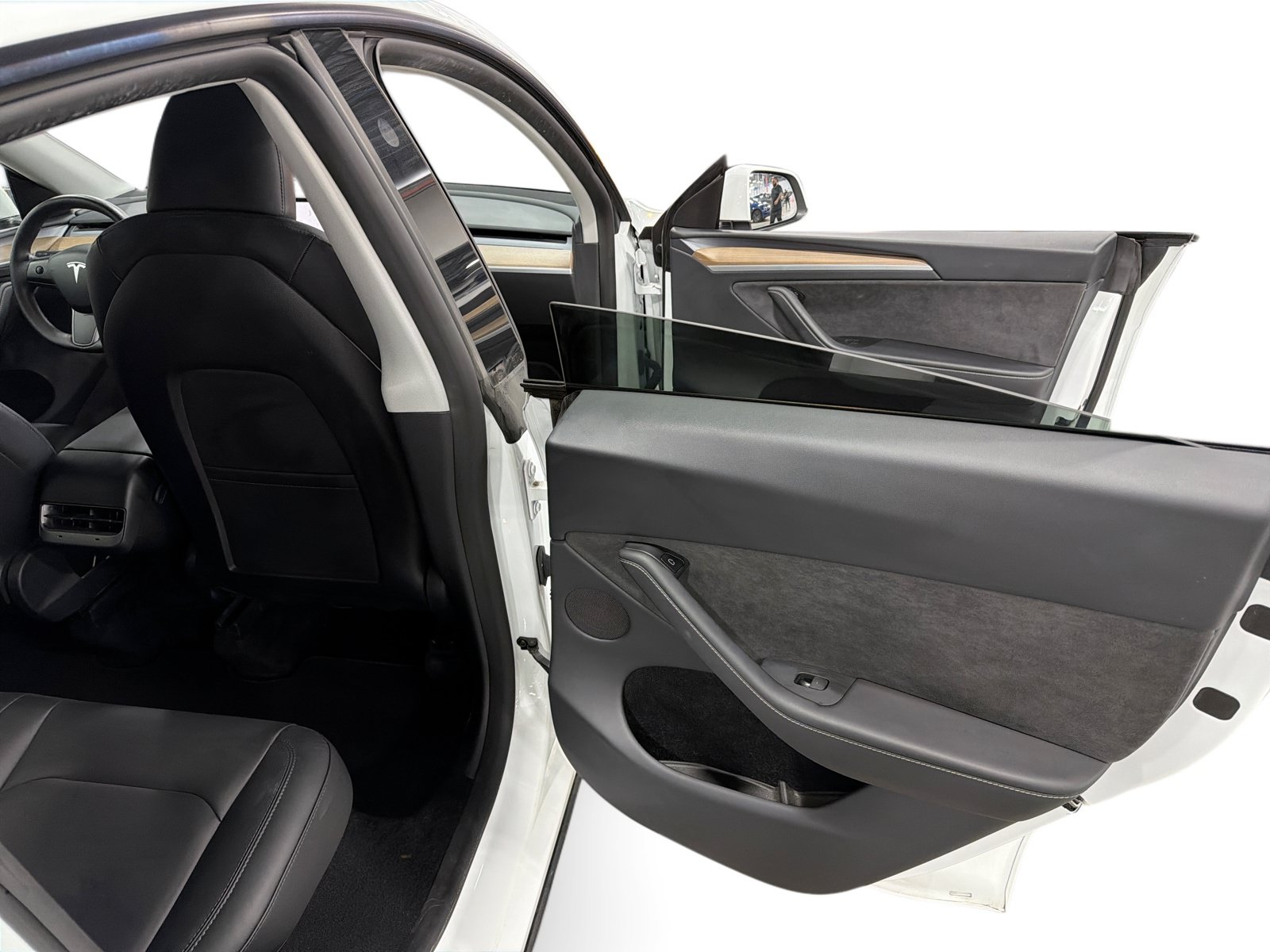Certified 2023 Tesla Model Y Long Range AWD/4WD image 12