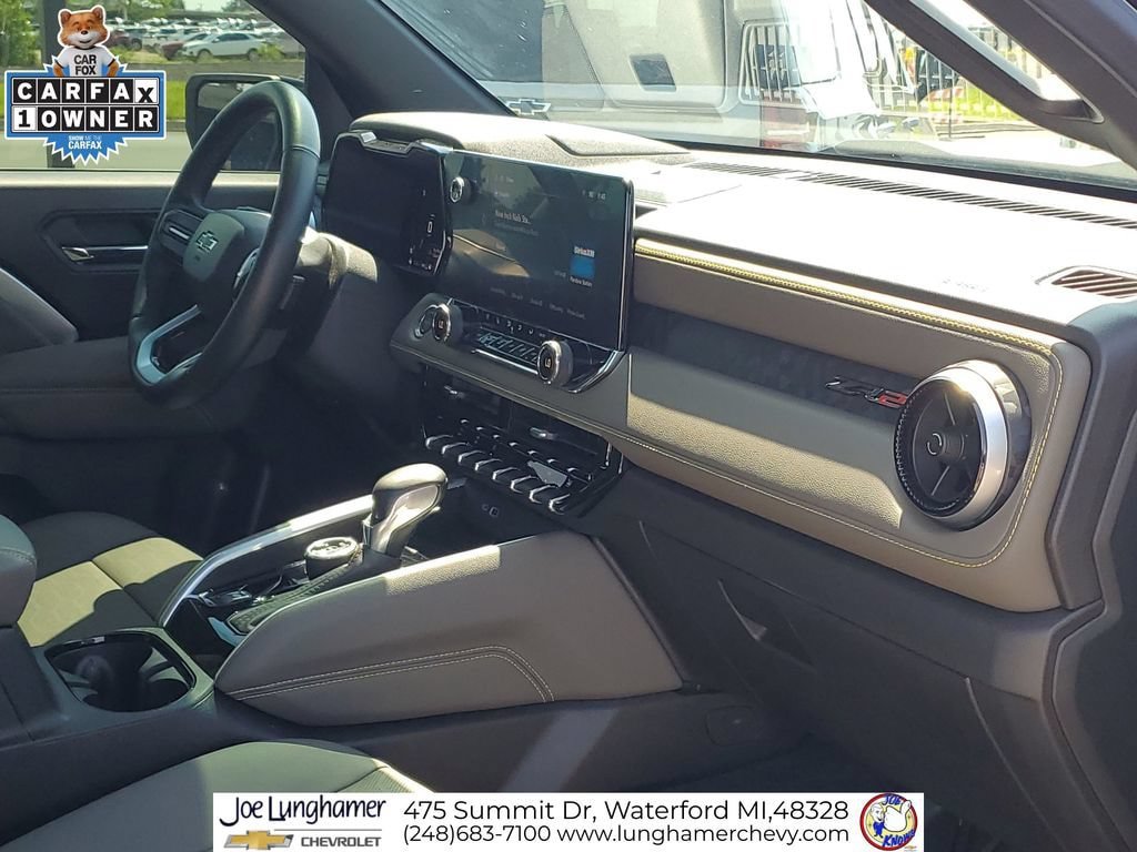 Certified 2025 Chevrolet Colorado ZR2 w/ Technology Package AWD/4WD image 30