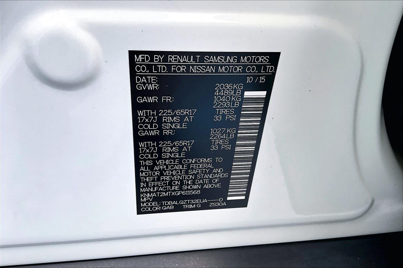 Used 2016 Nissan Rogue SV FWD image 32