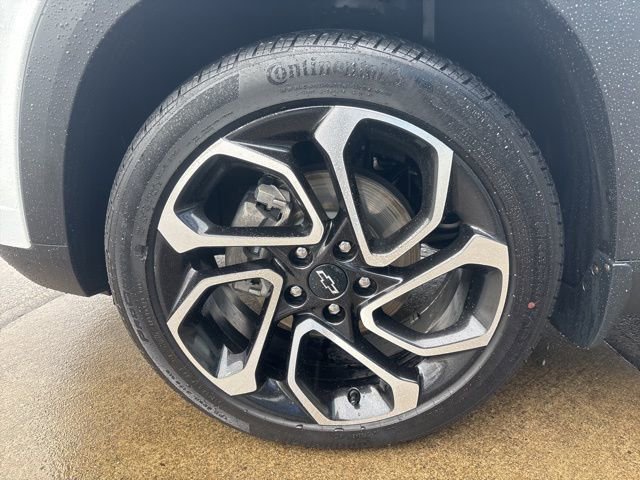 Used 2024 Chevrolet Trax RS w/ Sunroof Package image 10
