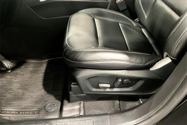 Used 2023 Ford Explorer XLT image 19