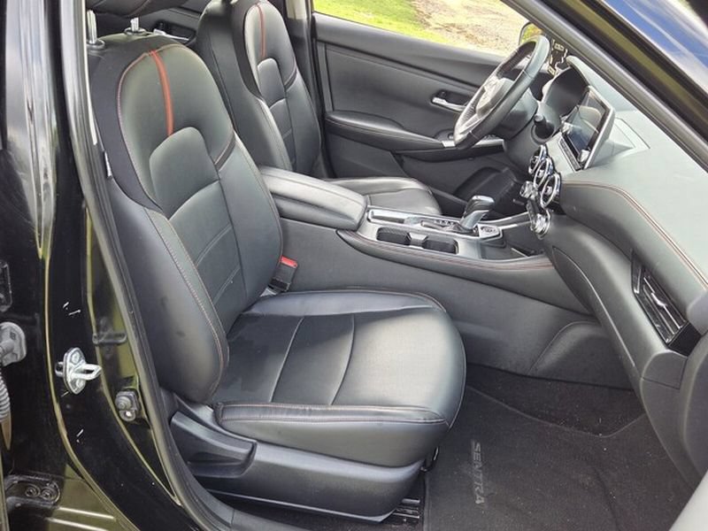 Used 2024 Nissan Sentra SR w/ SR Premium Package FWD image 17