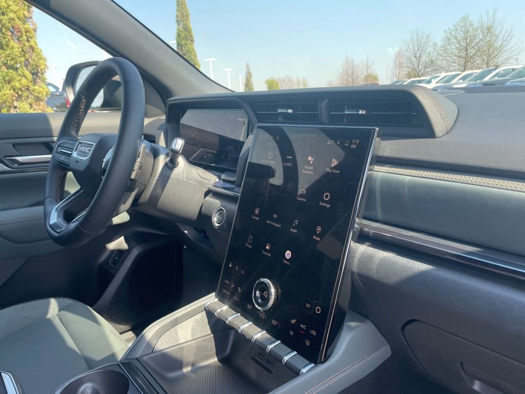 New 2026 GMC Terrain AT4 w/ Technology Package II image 30