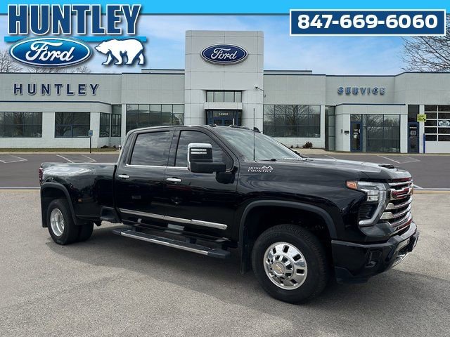 Used 2024 Chevrolet Silverado 3500 High Country w/ High Country Premium Package image 4