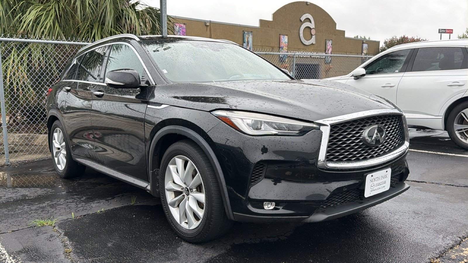 Used 2019 INFINITI QX50 Essential w/ Premium Heat Package AWD/4WD image 2