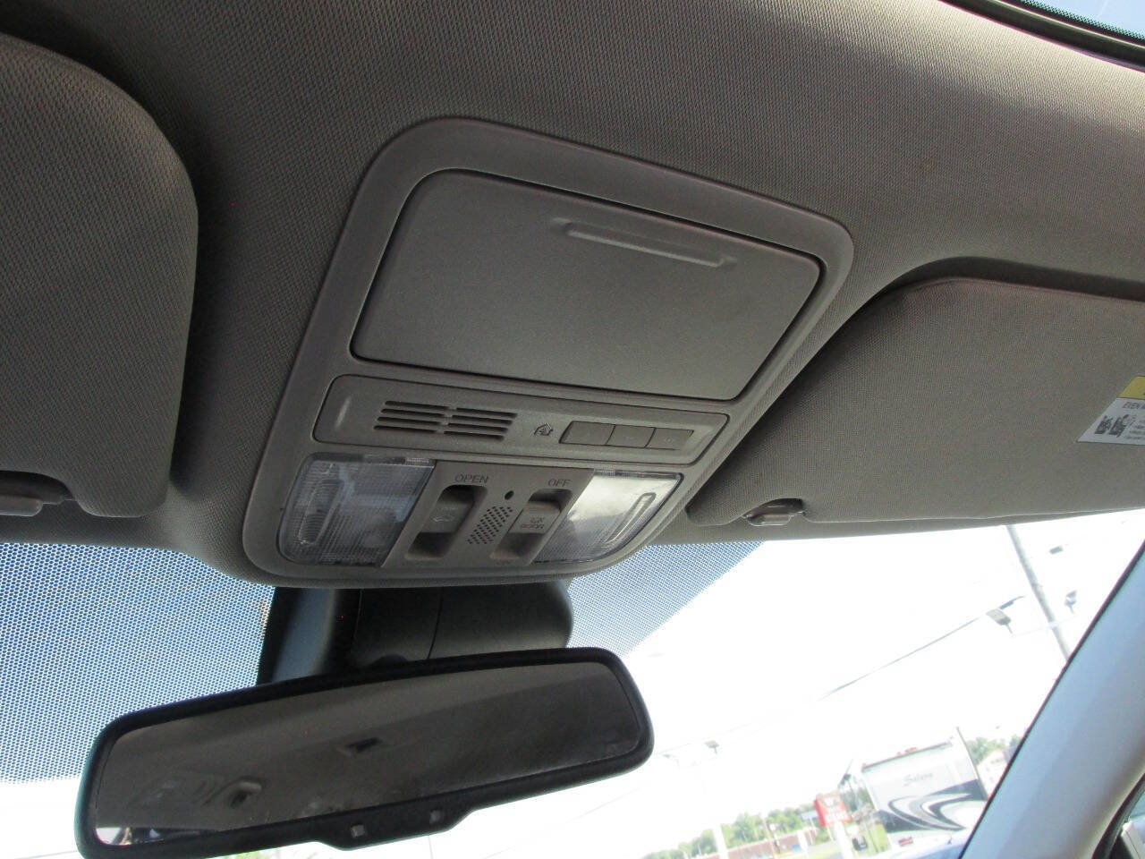 Used 2017 Honda Odyssey EX-L image 15