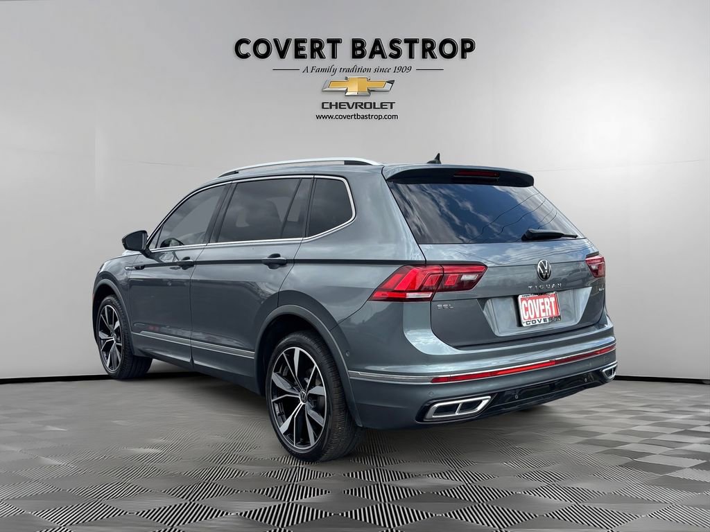 Used 2022 Volkswagen Tiguan SEL R-Line image 4