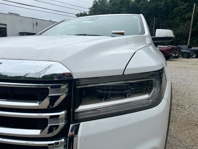 Used 2023 GMC Acadia SLE FWD image 50