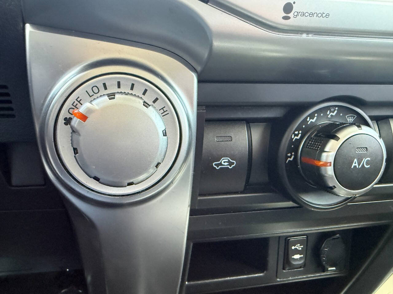 Used 2015 Toyota 4Runner SR5 Premium AWD/4WD image 45