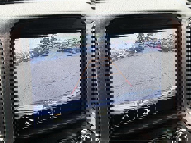 Used 2021 GMC Sierra 1500 Elevation w/ Preferred Package image 17