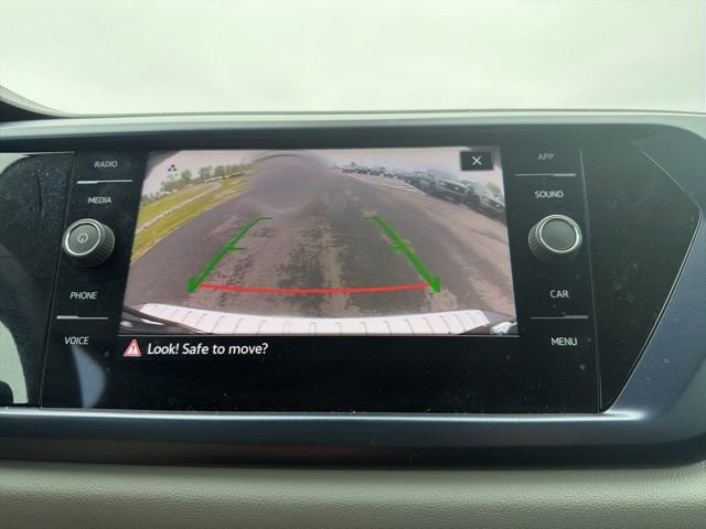 Used 2023 Volkswagen Taos SE w/ Black Wheel Package FWD image 26