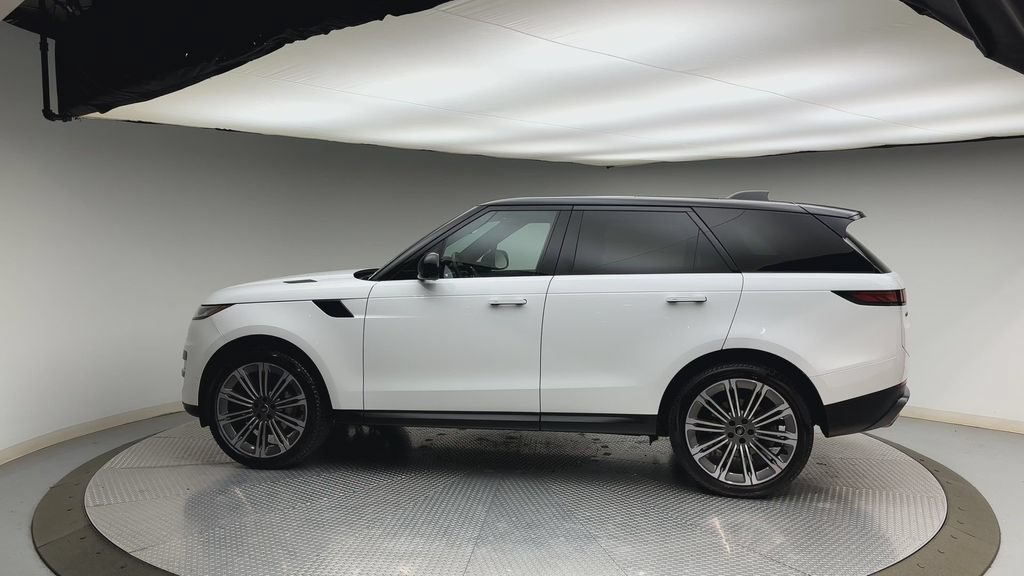 Certified 2024 Land Rover Range Rover Sport SE AWD/4WD image 5