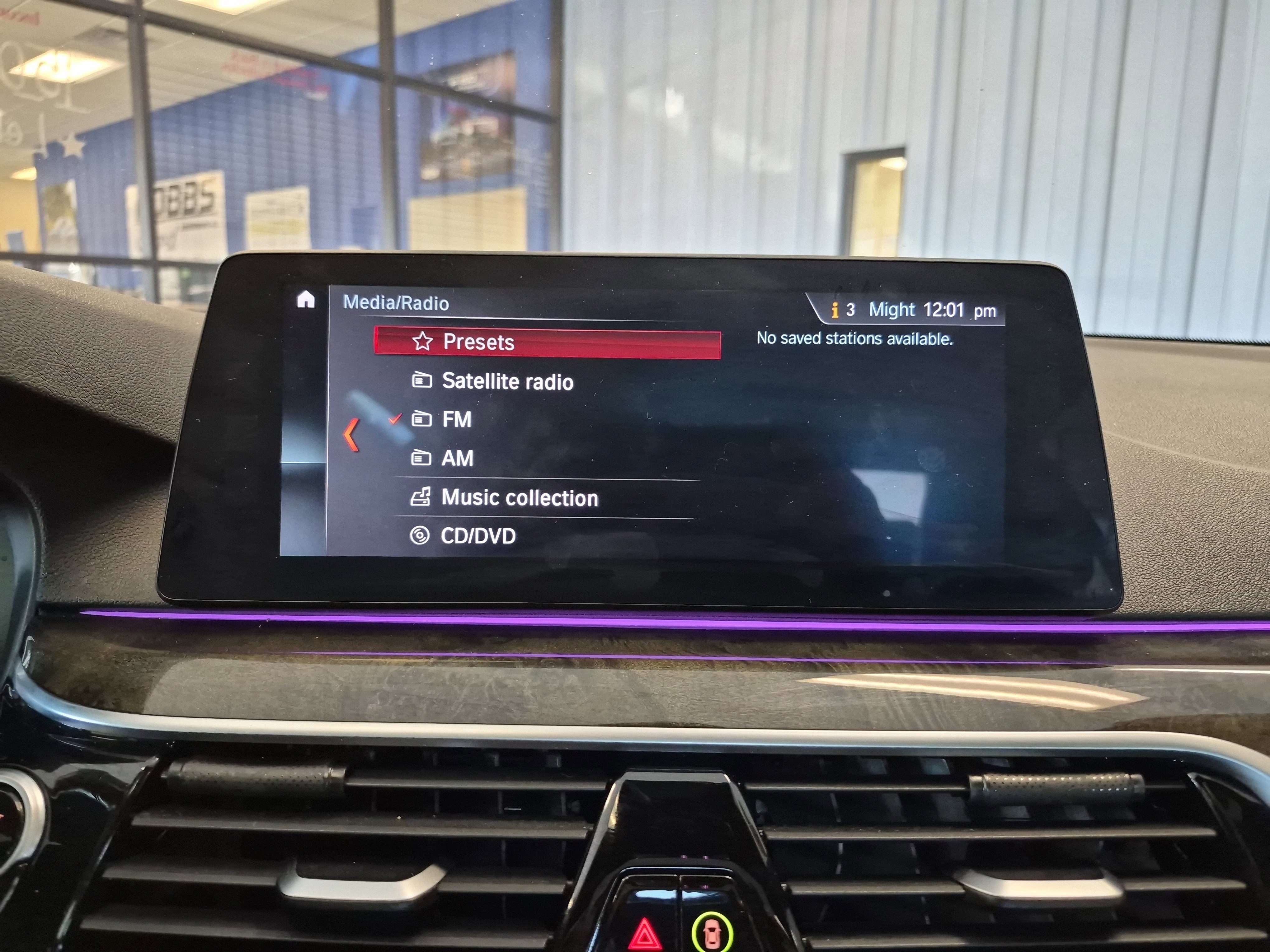 Used 2018 BMW 540i image 28