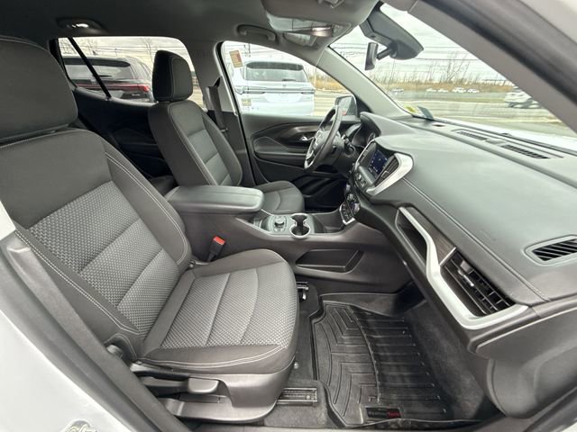 Used 2022 GMC Terrain SLE w/ Driver Convenience Package image 26