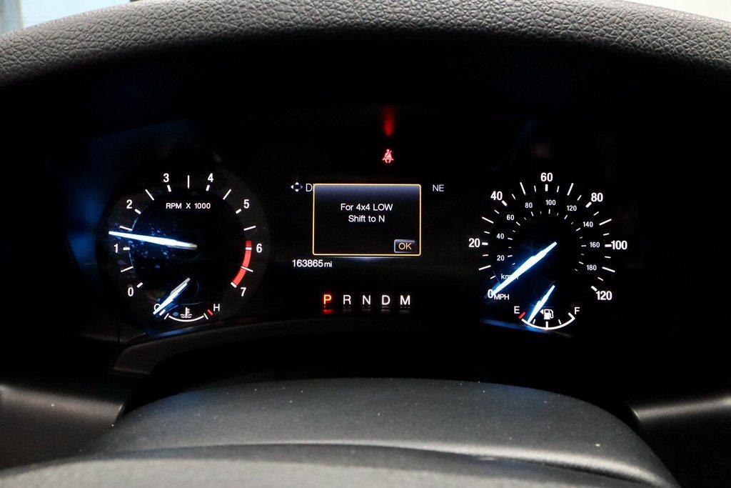 Used 2017 Ford Expedition XLT image 33