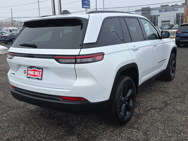 Certified 2025 Jeep Grand Cherokee Altitude image 16