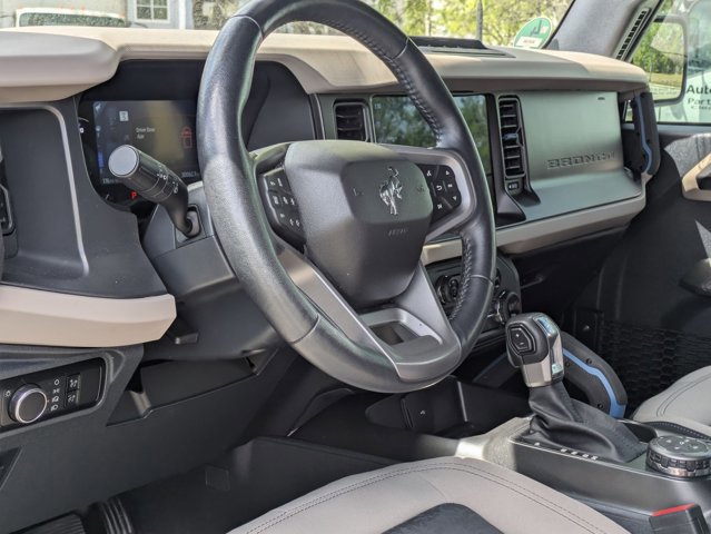 Used 2023 Ford Bronco Wildtrak image 10