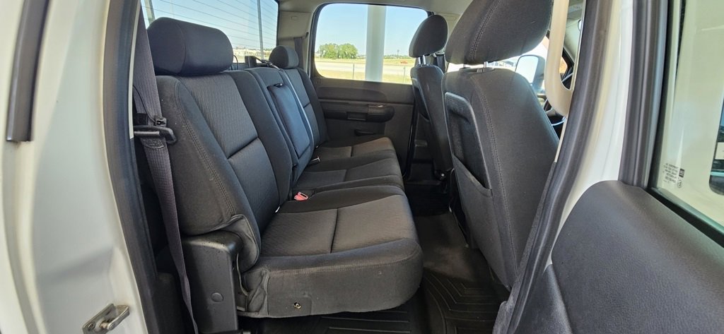 Used 2013 Chevrolet Silverado 3500 LT w/ Interior Plus Package image 15