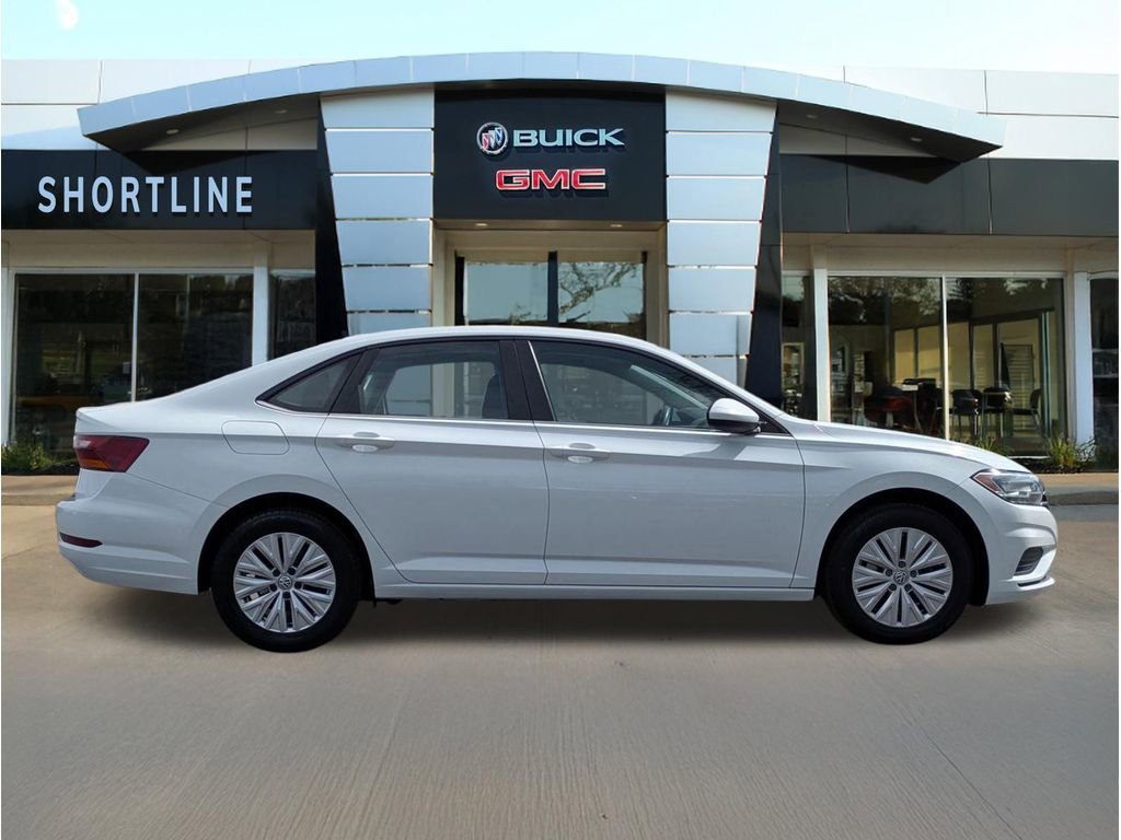 Used 2019 Volkswagen Jetta S FWD image 2